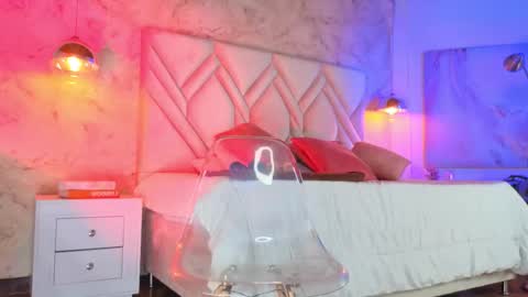 Snapshot of kylle_2050 chatting on 12/02/25, 11:15 Kyle online show from 12/02/25, 11:15