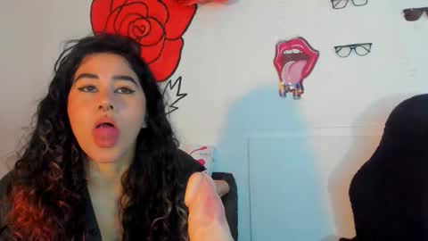 Snapshot of kymberlyhott chatting on 12/27/24, 03:37 call me kim online show from 12/27/24, 03:37