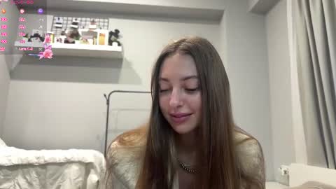 Selena online show from 06/16/26, 02:25