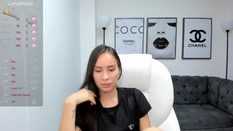 Snapshot of kymberlysweet chatting on 02/11/25, 12:37 Kymberly online show from 02/11/25, 12:37