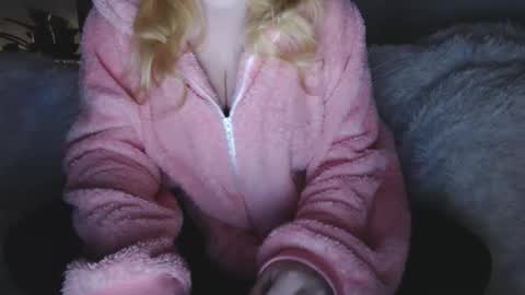 Snapshot of kymchi chatting on 10/09/25, 12:08 Check Out My NSFW OnlyFans Link On Bio online show from 10/09/25, 12:08