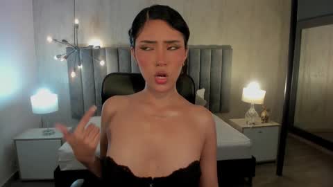 KymRoses online show from 10/23/25, 09:35