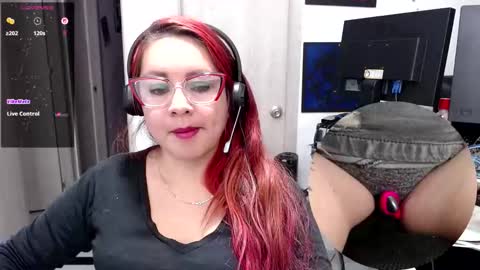 kyobiker223 online show from 11/30/25, 12:14