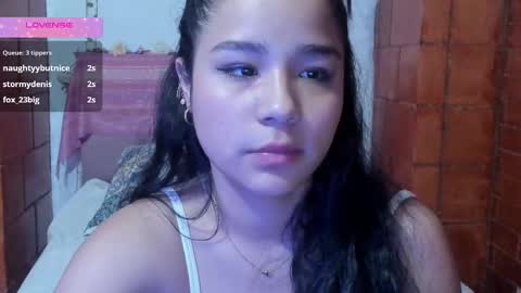 Snapshot of kyomi_beth chatting on 12/24/24, 12:44 kyomi online show from 12/24/24, 12:44
