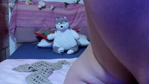 Snapshot of kyomi_beth chatting on 01/10/25, 07:00 kyomi online show from 01/10/25, 07:00
