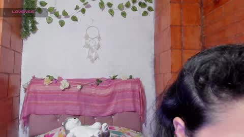 Snapshot of kyomi_beth chatting on 01/15/25, 03:29 kyomi online show from 01/15/25, 03:29