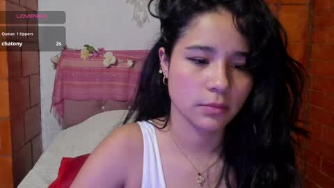 Snapshot of kyomi_beth chatting on 01/16/25, 06:48 kyomi online show from 01/16/25, 06:48