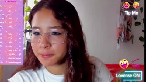 Snapshot of kyomi_beth chatting on 09/11/25, 01:11 kyomi online show from 09/11/25, 01:11