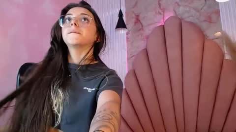 kyomi_hunt online show from 06/05/26, 07:14