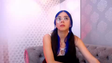 kyomi_hunt online show from 07/19/26, 05:00