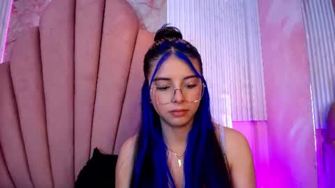 kyomi_hunt online show from 07/24/26, 04:10