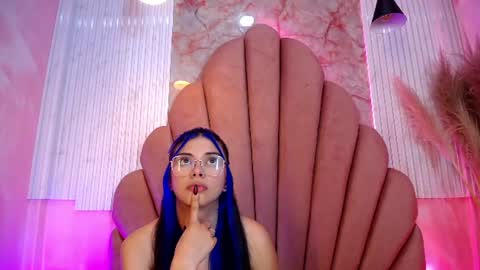 kyomi_hunt online show from 07/27/26, 04:08