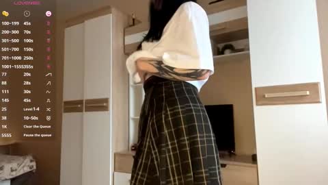 Eva online show from 12/05/25, 10:35