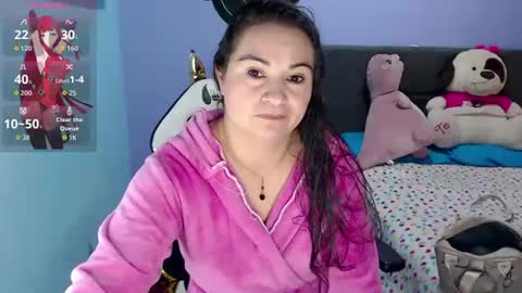 Snapshot of kyra_sol chatting on 04/03/26, 01:25 Kyra online show from 04/03/26, 01:25