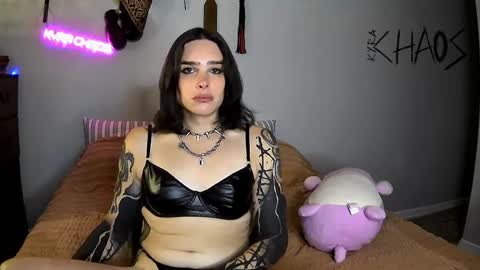 Snapshot of kyrachaos chatting on 05/25/26, 01:55 Kyra Chaos online show from 05/25/26, 01:55