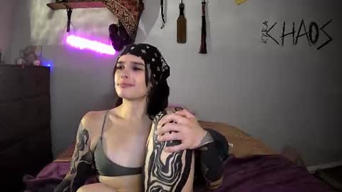 Snapshot of kyrachaos chatting on 06/15/26, 01:30 Kyra Chaos online show from 06/15/26, 01:30