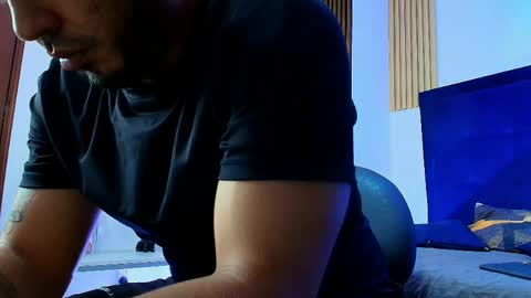 Snapshot of kyro_blaze chatting on 06/03/26, 02:33 Kyro Blaze online show from 06/03/26, 02:33