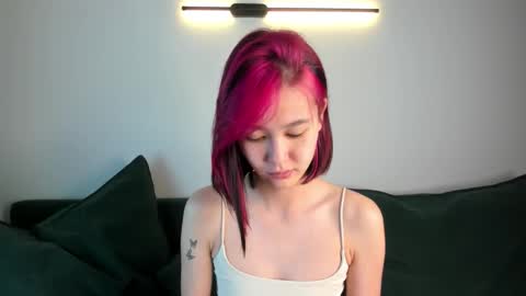 Snapshot of l1l_lola chatting on 09/26/25, 09:35 Ameli online show from 09/26/25, 09:35