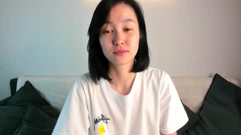 Snapshot of l1l_lola chatting on 10/01/25, 06:30 Ameli online show from 10/01/25, 06:30