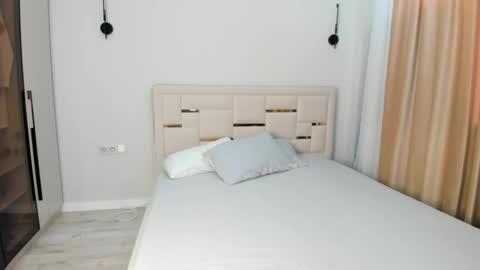 Snapshot of l1l_lola chatting on 11/17/25, 08:20 Ameli online show from 11/17/25, 08:20