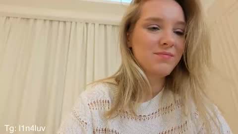 lina online show from 11/27/25, 09:28