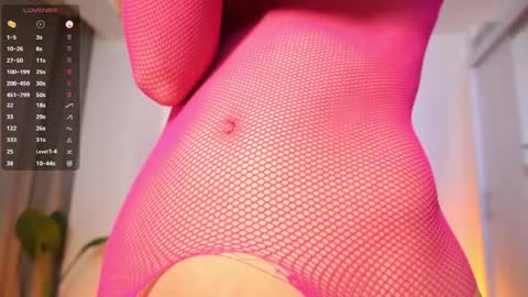 Viktoria White  online show from 05/18/26, 06:25