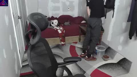 Snapshot of l1v1nth3dr3am chatting on 11/02/25, 02:36 l1v1nth3dr3am online show from 11/02/25, 02:36