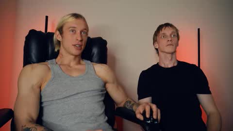 Adonis online show from 10/09/25, 04:43