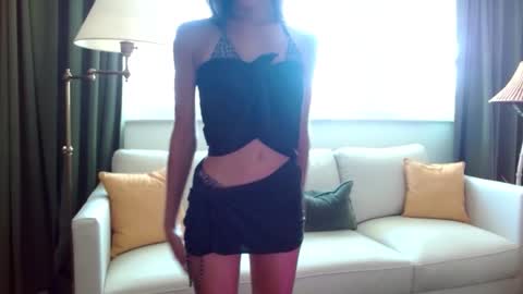 Snapshot of l_and_elle chatting on 09/08/25, 03:33 Giselle online show from 09/08/25, 03:33