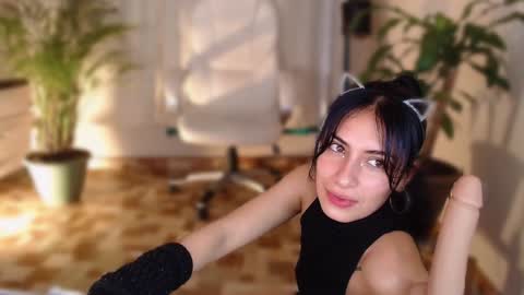 l_e_a online show from 12/06/24, 06:59