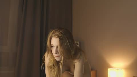 Snapshot of la_belle_ chatting on 02/05/26, 04:00 Alice online show from 02/05/26, 04:00