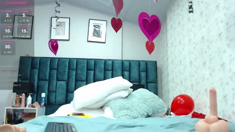 Snapshot of la_crespa_x chatting on 02/13/25, 03:35 la crespa x online show from 02/13/25, 03:35