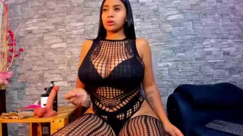 Snapshot of la_indiia chatting on 02/22/25, 12:19 la_indiia online show from 02/22/25, 12:19