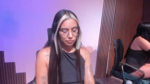 T A T I A N A online show from 04/25/26, 09:01