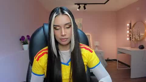 T A T I A N A online show from 06/17/26, 11:45