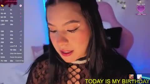 Victoria  online show from 08/05/26, 09:17