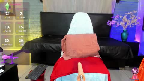 AriSaray online show from 11/27/25, 11:23