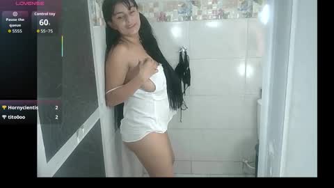 Snapshot of la_wuaifu1 chatting on 10/25/25, 08:14 la_wuaifu1 online show from 10/25/25, 08:14