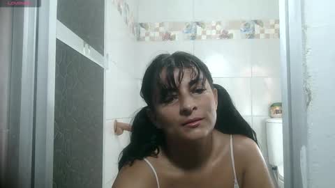 la_wuaifu1 online show from 11/15/25, 07:21