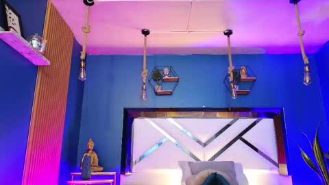 Cris  online show from 09/20/25, 11:55