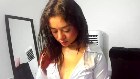 Marly online show from 10/21/25, 10:16