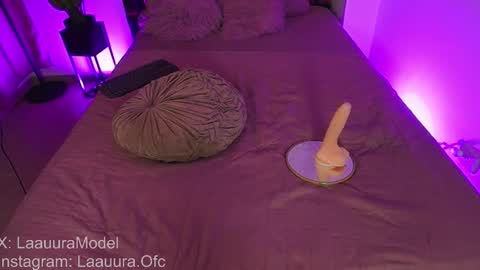 Snapshot of laauura_1 chatting on 01/05/26, 05:27 Only Fans laauura online show from 01/05/26, 05:27