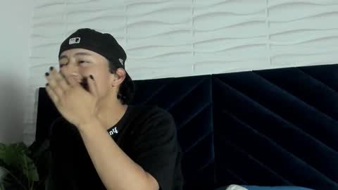 labrinthteasing online show from 10/20/25, 12:16