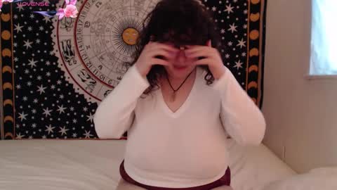 Lacey online show from 11/25/25, 07:36