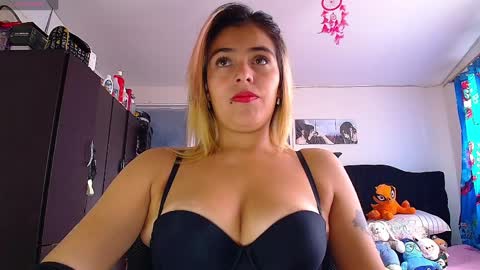 Valentina online show from 03/31/26, 07:36
