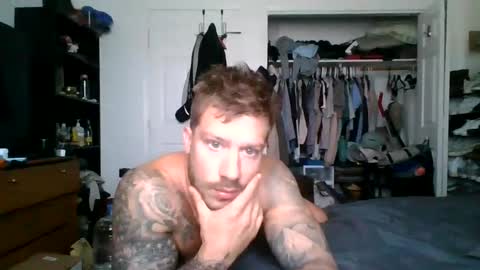 Snapshot of lacrioxcum18 chatting on 10/05/25, 03:10 lacrioxcum18 online show from 10/05/25, 03:10