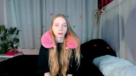 Lada online show from 05/21/26, 05:47