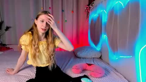 Lada online show from 07/07/26, 05:10