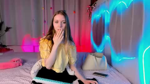 Lada online show from 07/07/26, 06:47