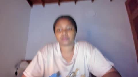 Akyra  online show from 09/10/25, 02:55